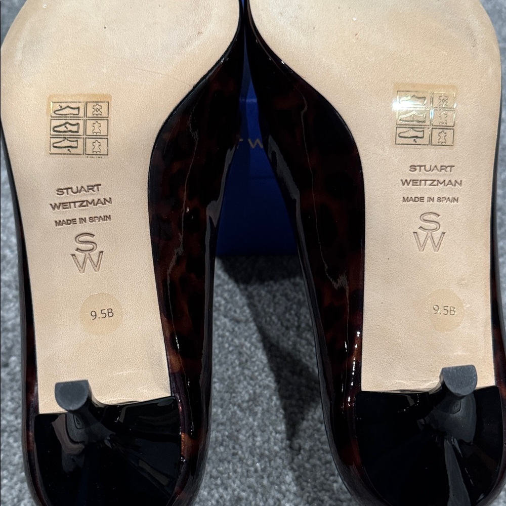 Stuart Weitzman “Stuart Power 50” Patent Pumps Brown in tortoise-print leather - Picture 7 of 8